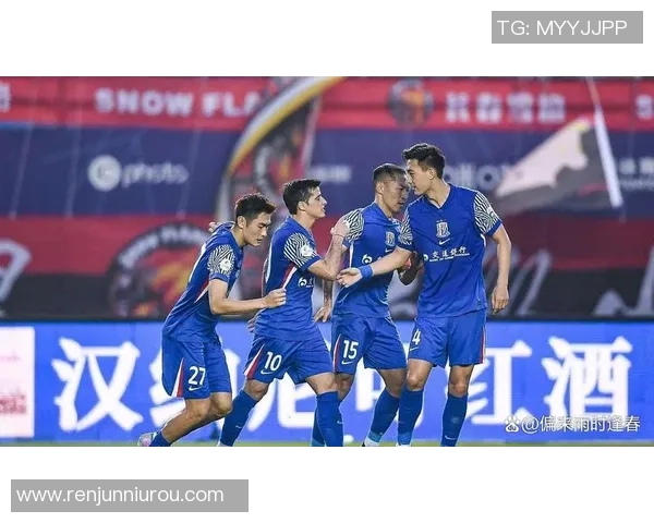 在线直播国安对阵天津全力争胜精彩赛事不容错过 在线直播国安对阵天津全力争胜精彩赛事不容错过