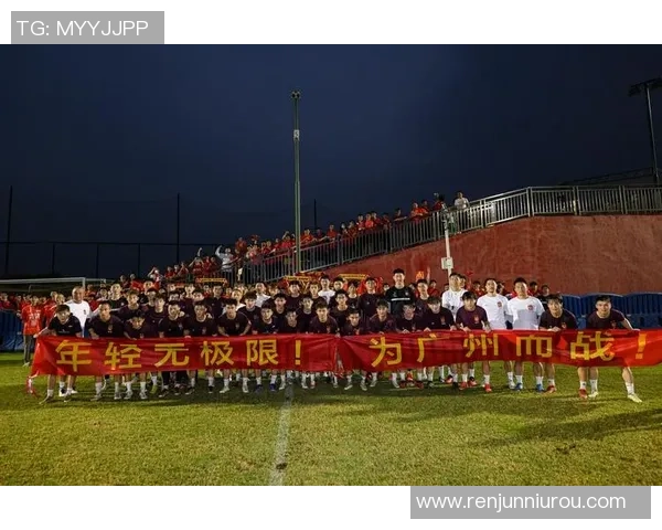 广州足球队战术解析与对手对比深度剖析MBA