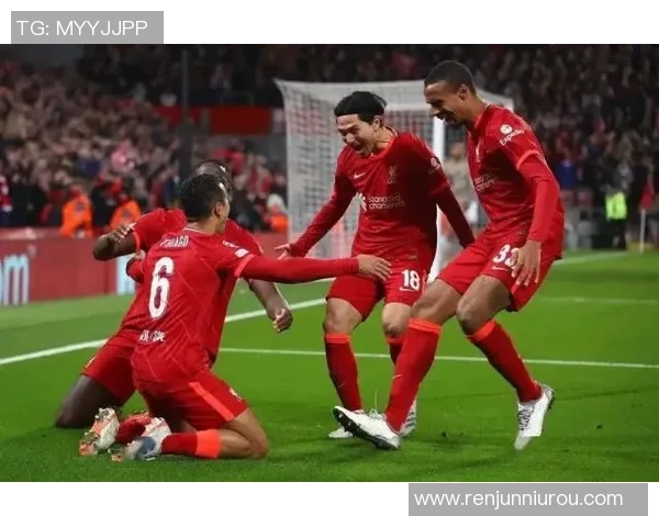 阿扎尔领衔挑战曼城豪门之战球迷期待精彩对决与激烈较量 阿扎尔领衔挑战曼城豪门之战球迷期待精彩对决与激烈较量