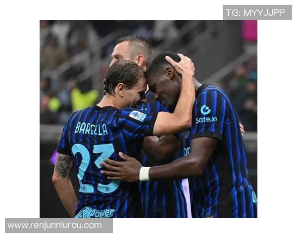 AC米兰与国际米兰巅峰对决谁将赢得米兰德比的荣耀与胜利 AC米兰与国际米兰巅峰对决谁将赢得米兰德比的荣耀与胜利