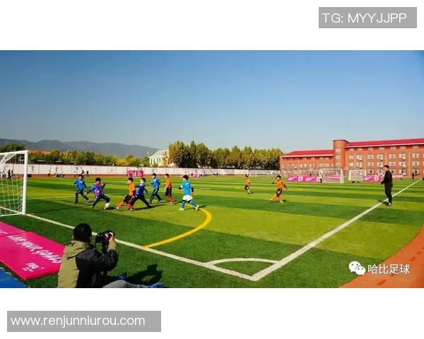 深圳足球队耐力揭秘:从训练到比赛的全方位探索与分析 深圳足球队耐力揭秘:从训练到比赛的全方位探索与分析