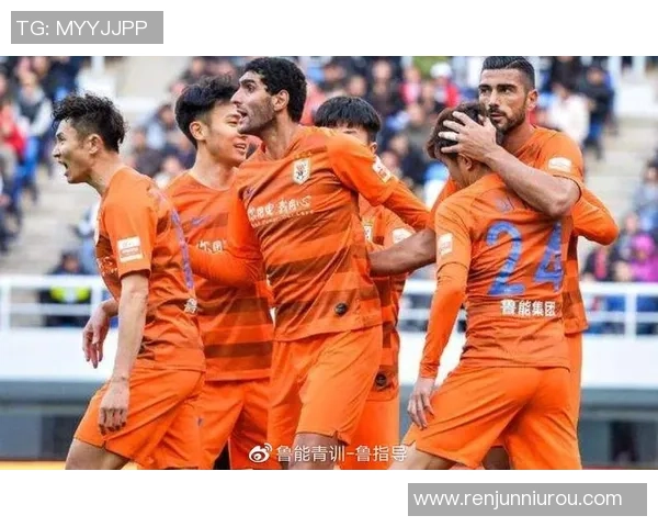 清莱联与狮子港激战加时赛争夺胜利的关键时刻回顾 清莱联与狮子港激战加时赛争夺胜利的关键时刻回顾